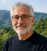 Gustavo C.